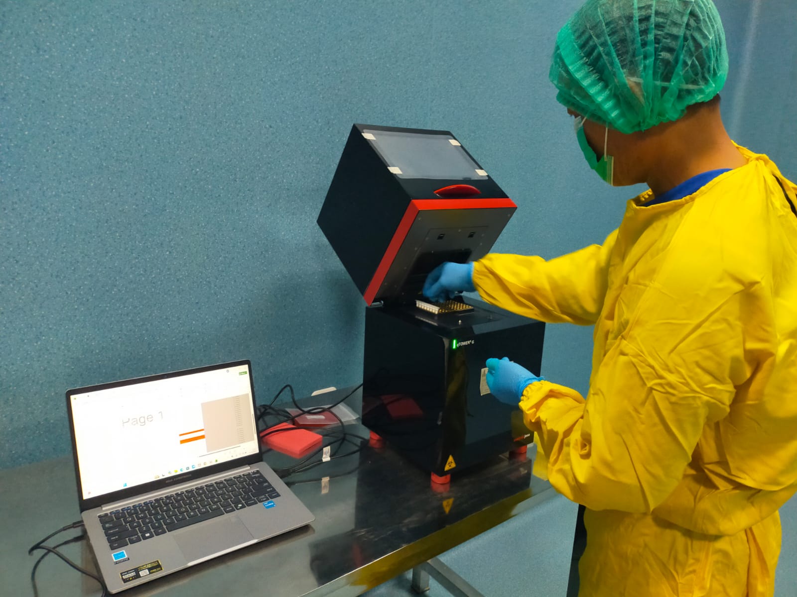 Laboratorium Biomolekuler